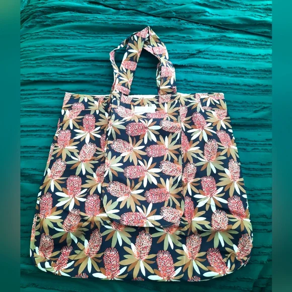 Foldable reusable banksia tot bag - Picture 2 of 5